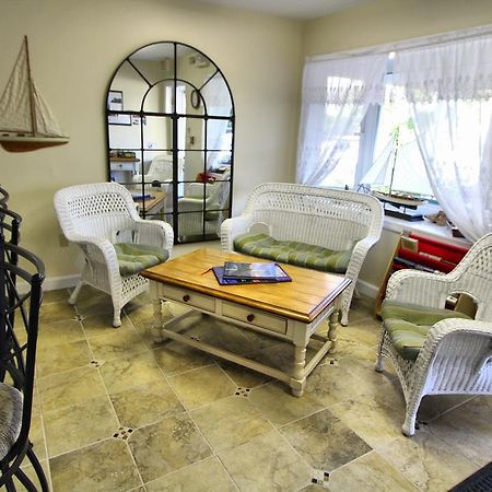 Island Manor Resort, A Vri Resort ニュー・ショアハム エクステリア 写真